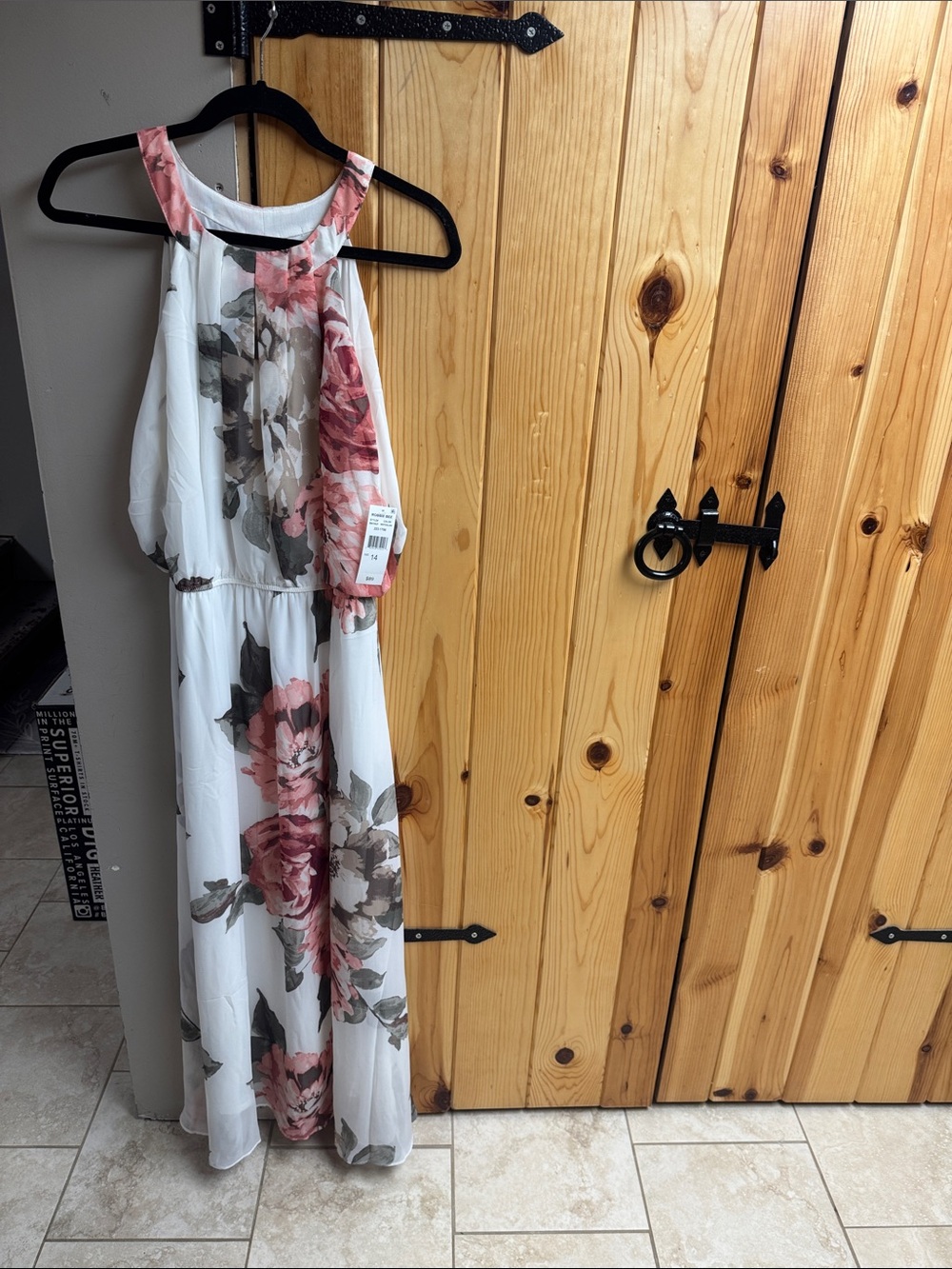 Robbie Bee White Maxi Dress with Pink Floral Print